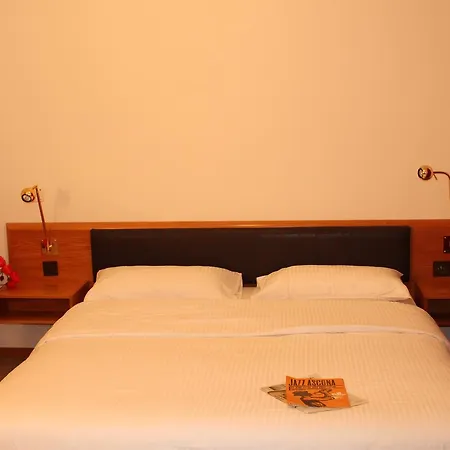 מלון Casa Annita לוקרנו